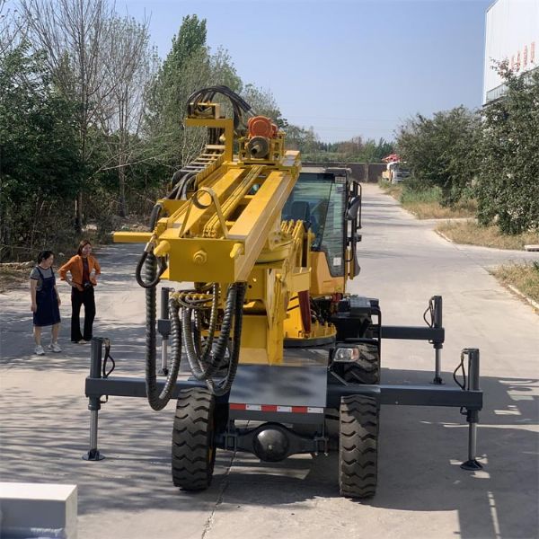 直銷(xiāo)750輪式隧道鉆機，專(zhuān)業(yè)隧道鉆機廠(chǎng)家